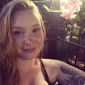 Meet your Posher, Cait